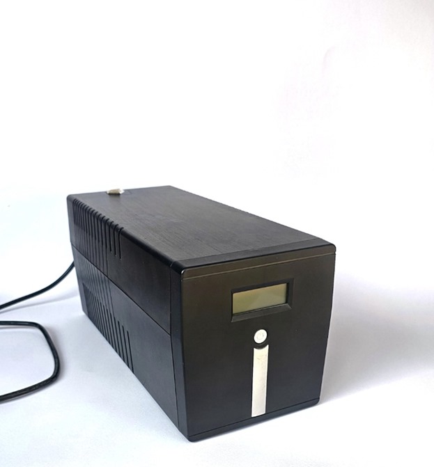 UPS Uesd 1000VA (600W) - Image 5